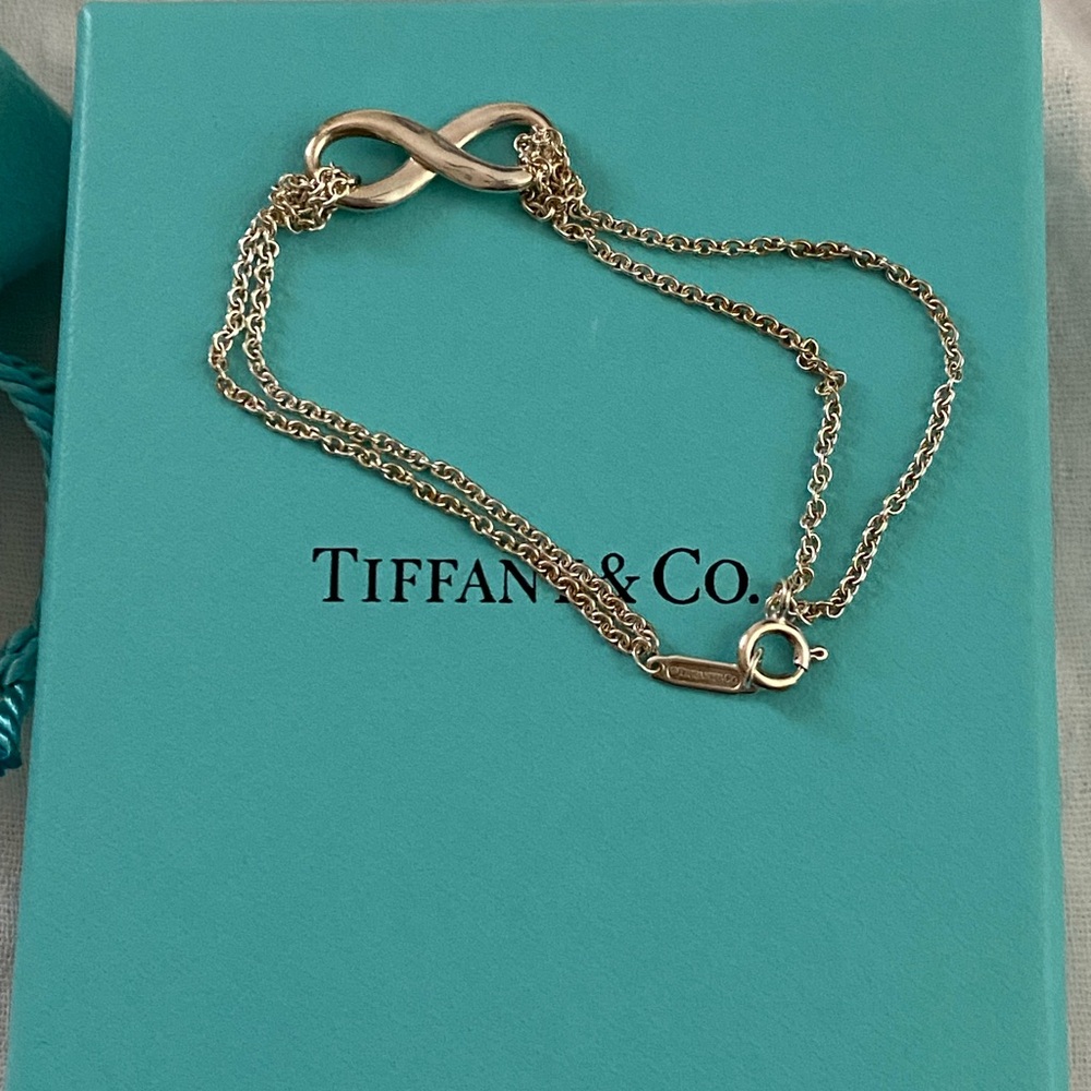 Tiffany & Co. Silver Infinity Chain Necklace